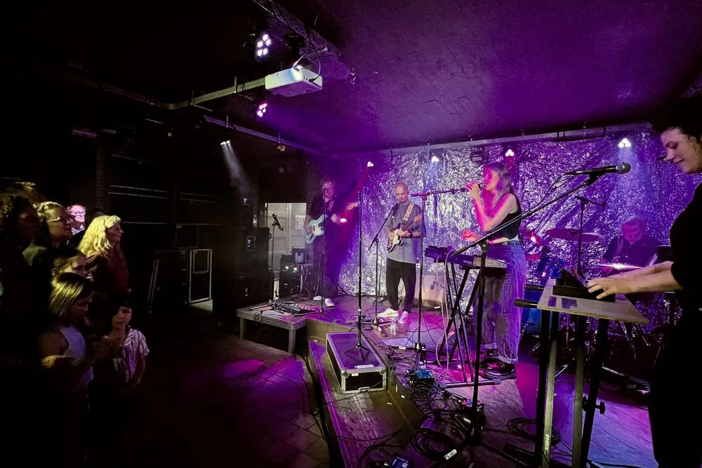 Gloed live