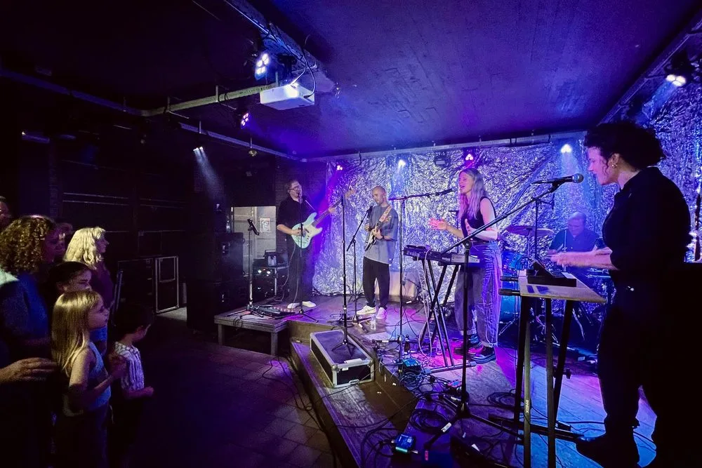 Gloed live