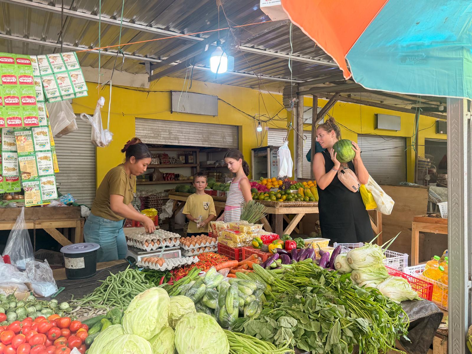 Watermeloen kopen op de markt
